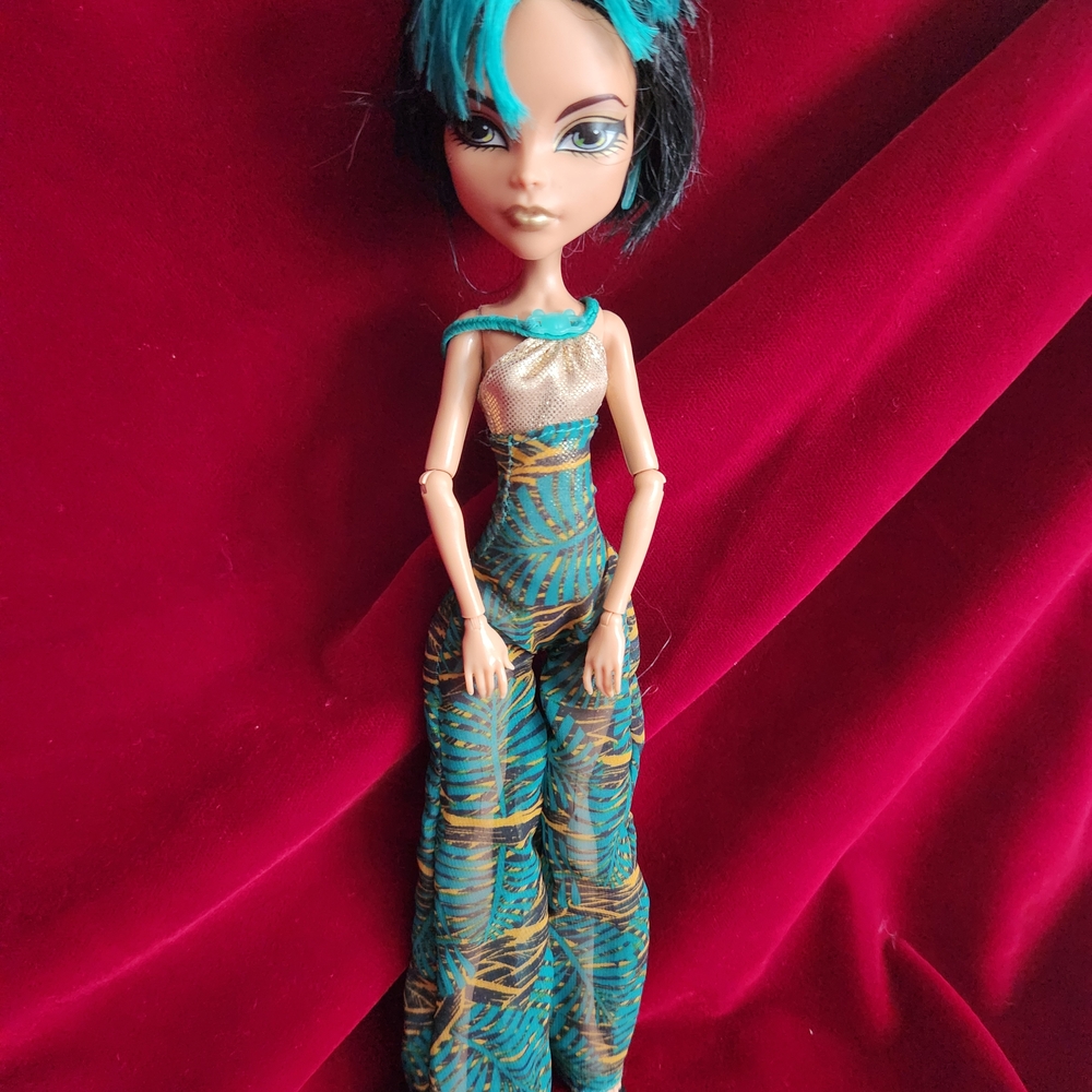 Monster High Skull Shores Cleo (Out Of Box)
